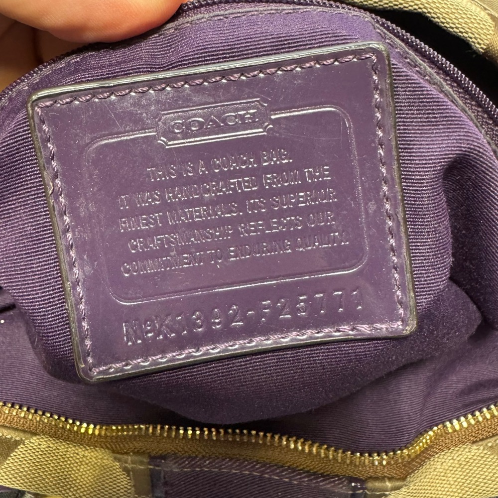 Coach Signature Jacquard Tote Bag Purple Patent Trim Khaki F25771 Handbag - Picture 8 of 8